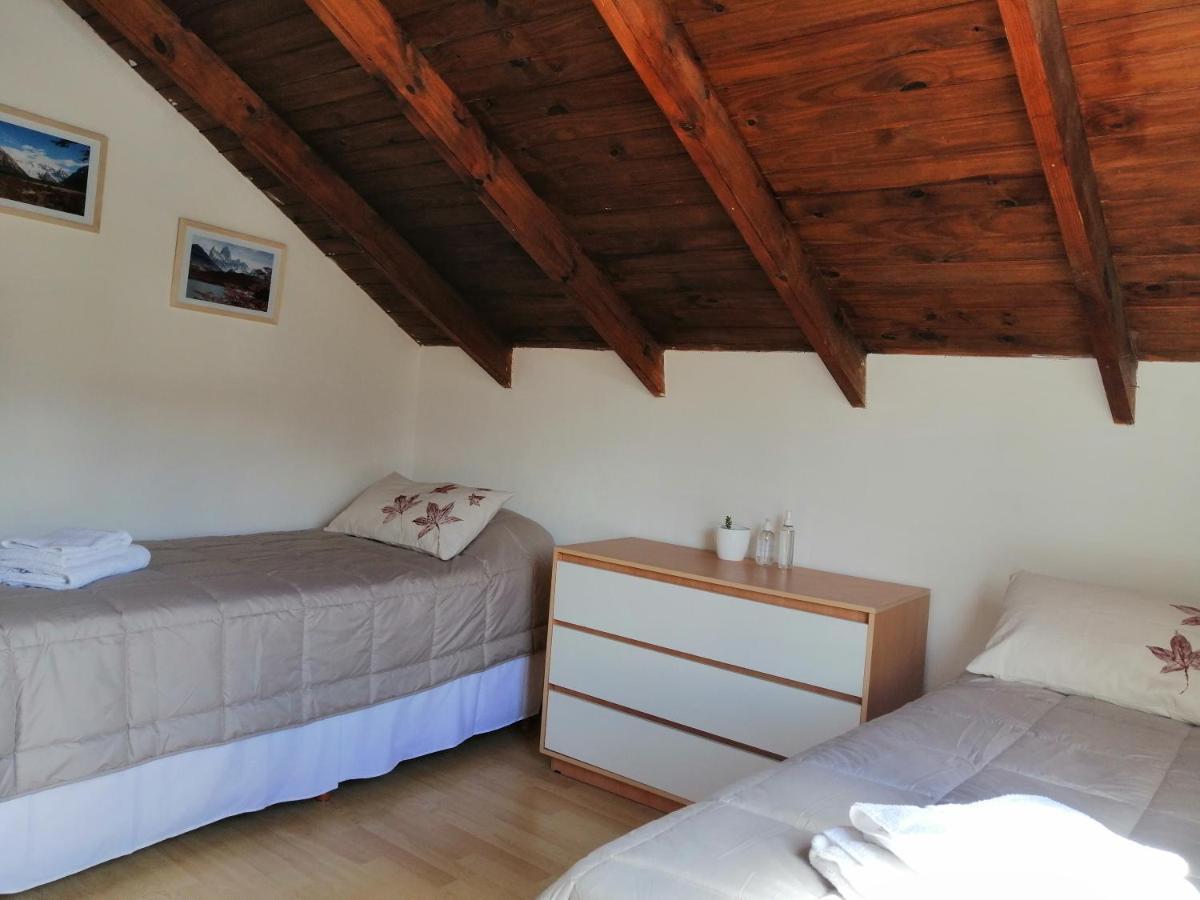 Yellow House Cottage El Chalten Bagian luar foto