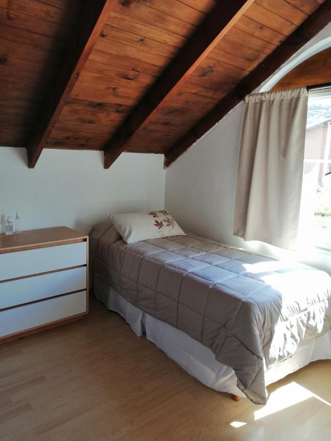 Yellow House Cottage El Chalten Bagian luar foto