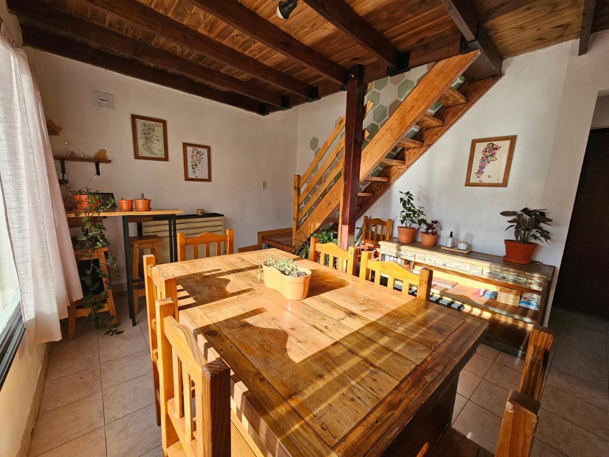 Yellow House Cottage El Chalten Bagian luar foto